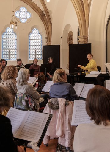 Choeur de l'opéra - théâtre de metz à la chapelle sainte blandine pendant les répétitions du concert de noel