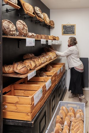 mise en rayon chez mougel bio